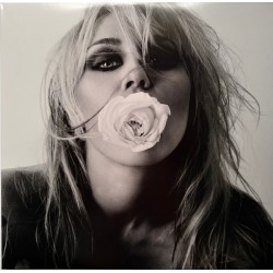 Miley CD Bass persuades